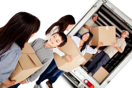 Local movers planning a relocation in Loxford