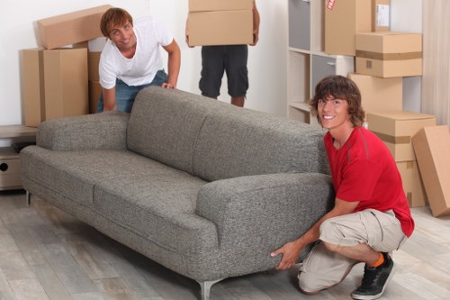 Packing and loading support for a Loxford house or office move