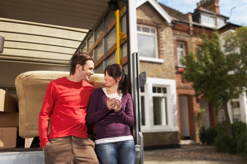 Flexible van service for flat moves and deliveries in Loxford